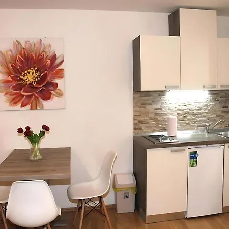 Sunny And Suites 300 M From Town Hall Šibenik